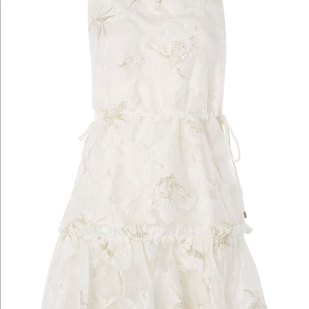 Dress - Picture 6 of 6
